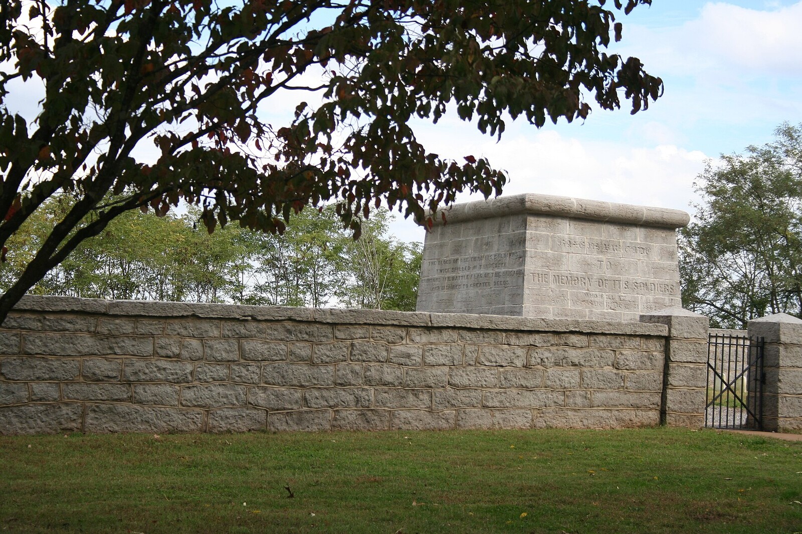 The stone wall and monument of the Hazen Brigade Monument